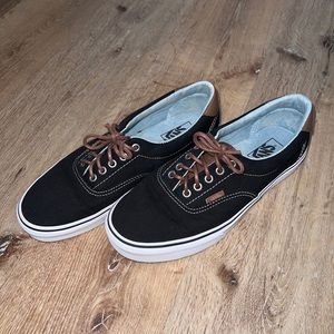 EUC Vans Lace ups